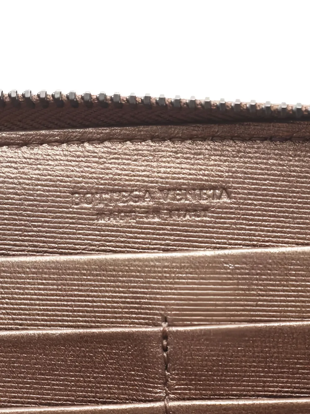 Pre-owned Bottega Veneta 2000s Intrecciato Zipper Wallet In Neutral
