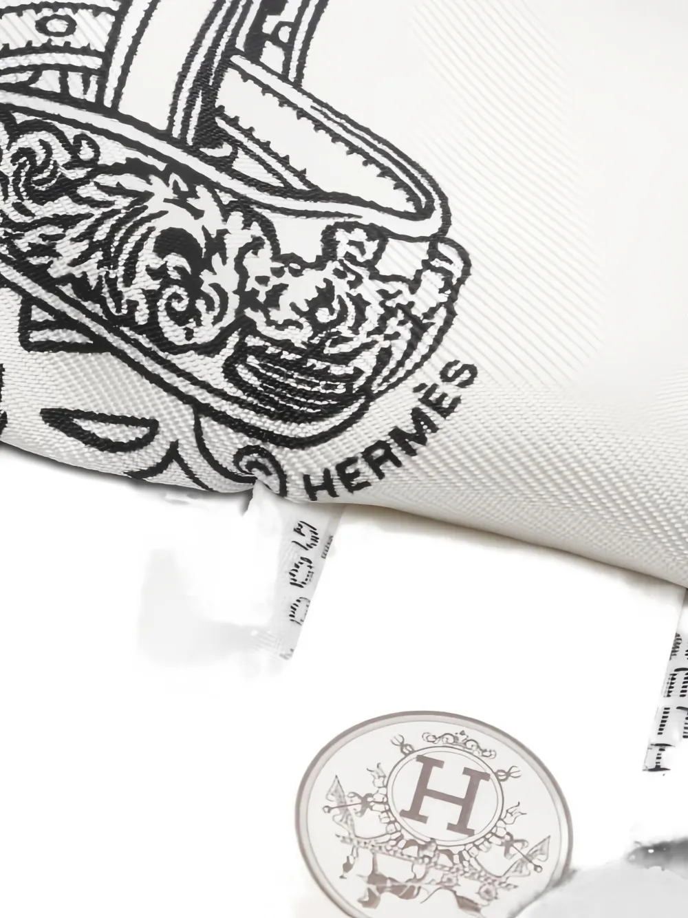 Pre-owned Hermes 2020s Brides De Gala En Fleurs Scarf In Black