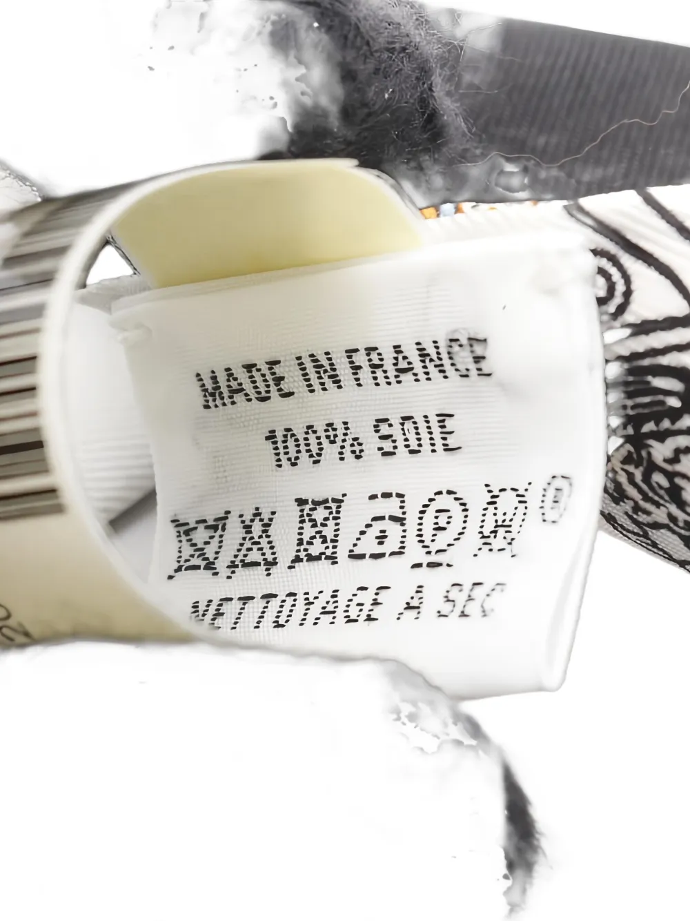 Pre-owned Hermes 2020s Brides De Gala En Fleurs Scarf In Black