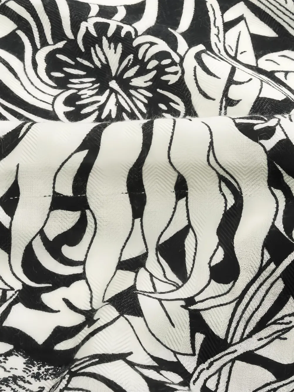 Pre-owned Hermes 2000s Jungle Love Floral Scarf In Black