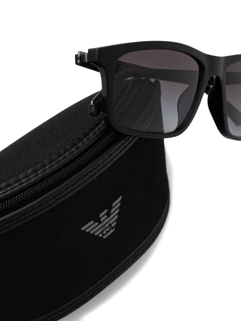 Emporio Armani Zonnebril met rechthoekig montuur Zwart