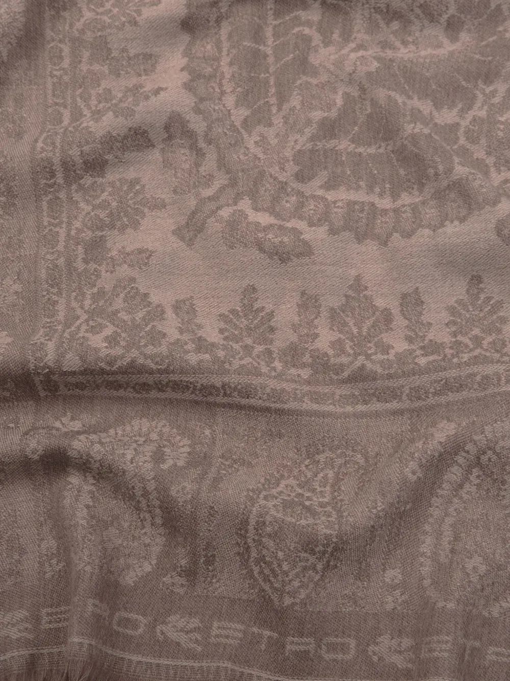  Etro Home Manta Con Motivo Floral De Cachemira (140 Cm X 180 Cm) - Neutro 