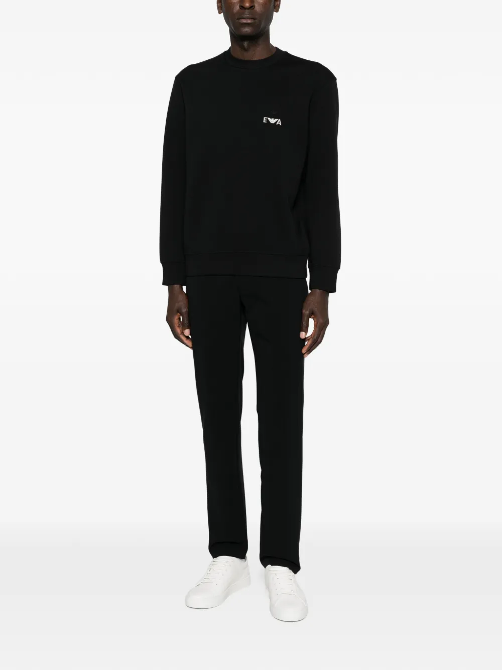 Emporio Armani logo-embroidered sweatshirt - Zwart