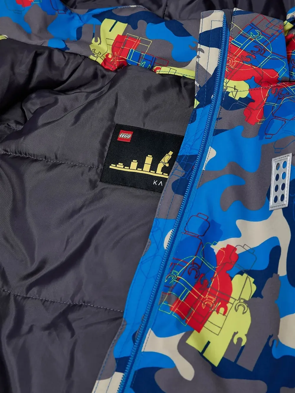 CAMOUFLAGE-HOODED JACKET