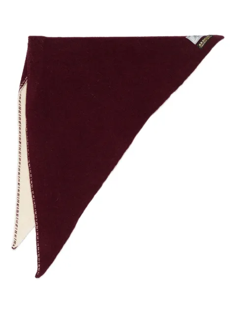 B.B. Walace	 Adams logo-patch scarf