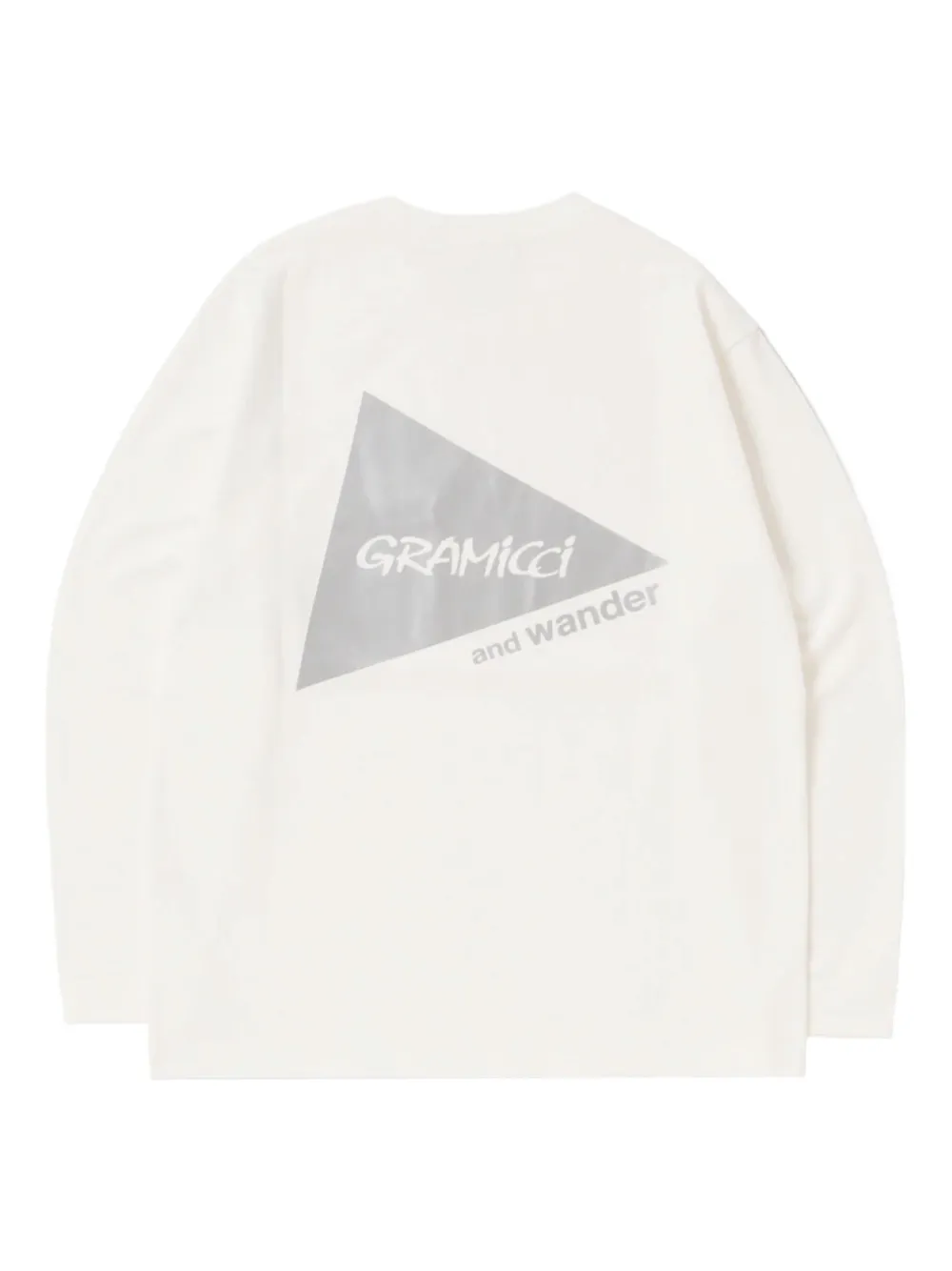 and Wander T-shirt met borstzak Beige