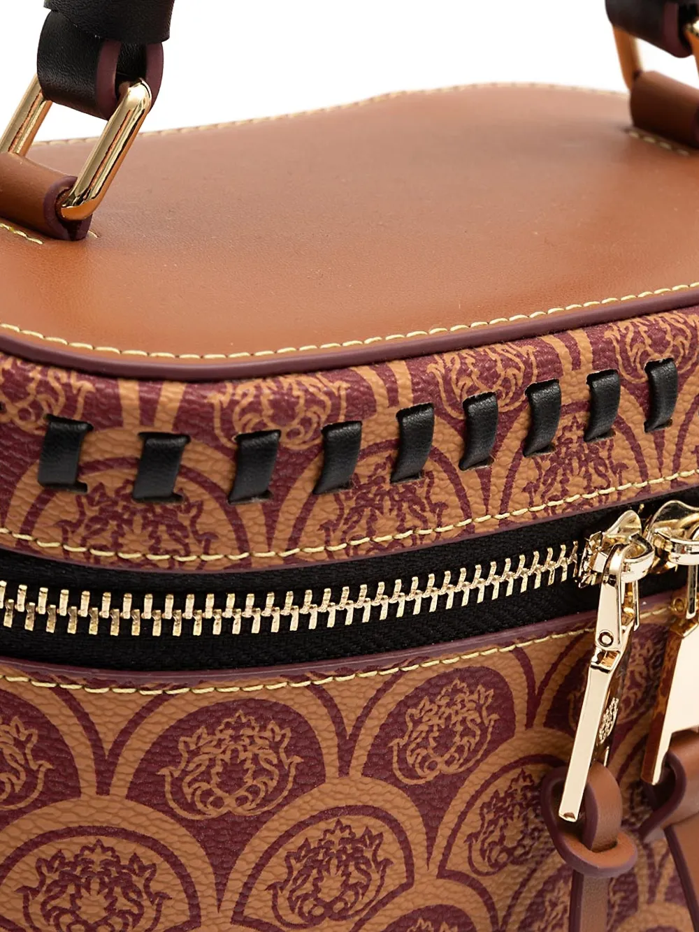 &isla Sirena Canvas Shoulder Bag In Brown