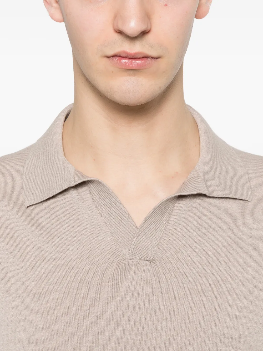 Tagliatore Keith T-shirt met V-hals Beige