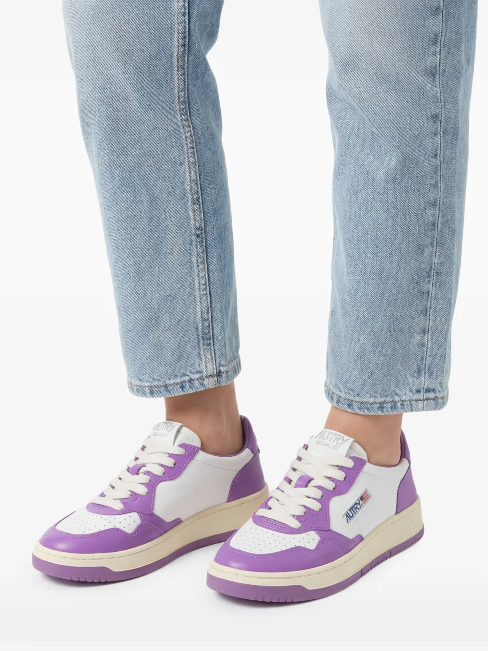 Autry Geperforeerde sneakers Wit