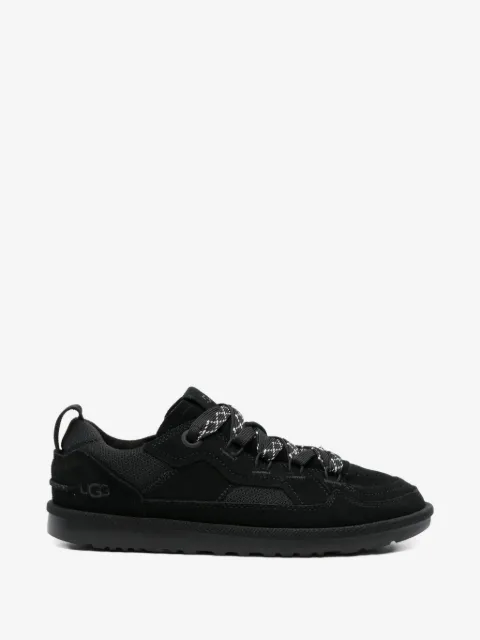 UGG tenis con agujetas