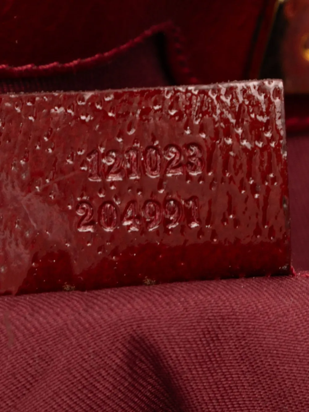 Pre-owned Gucci 2000-2015 Gg Canvas Eclipse Shoulder Bag In Brown