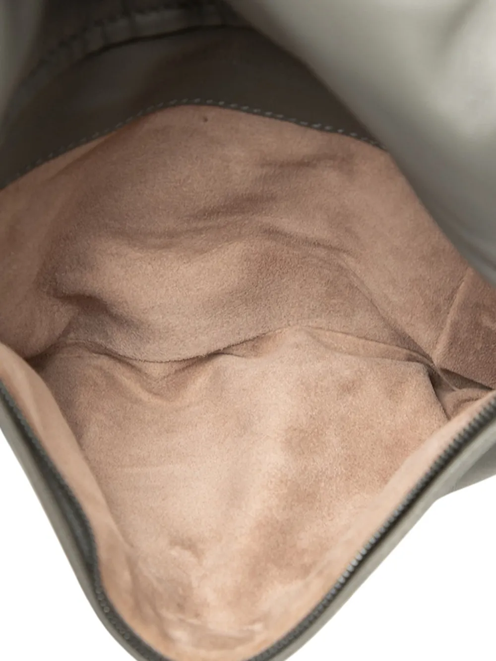 Pre-owned Bottega Veneta 2012-2025 Nappa Intrecciato Turn Lock Clutch Bag In Gray