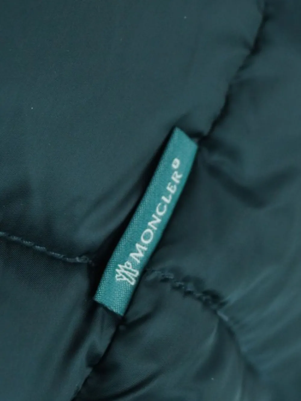 MONCLER VINTAGE Pre-owned Detachable-belt Vest In Green