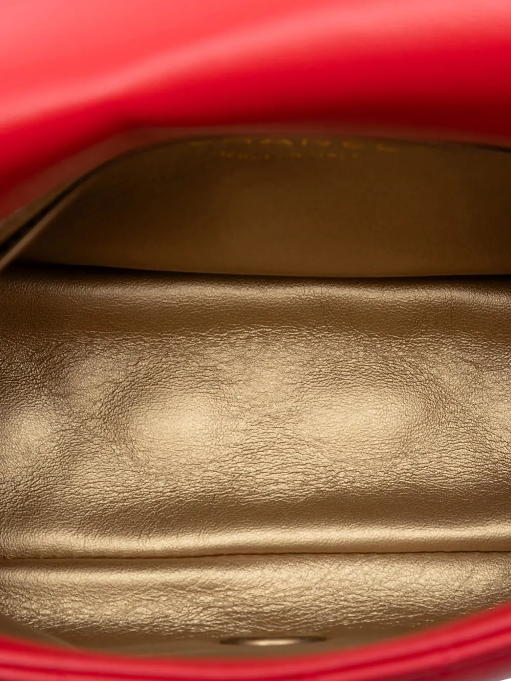 2019 Mini Square Classic Lambskin Pearl Crush Single Flap Crossbody Bag