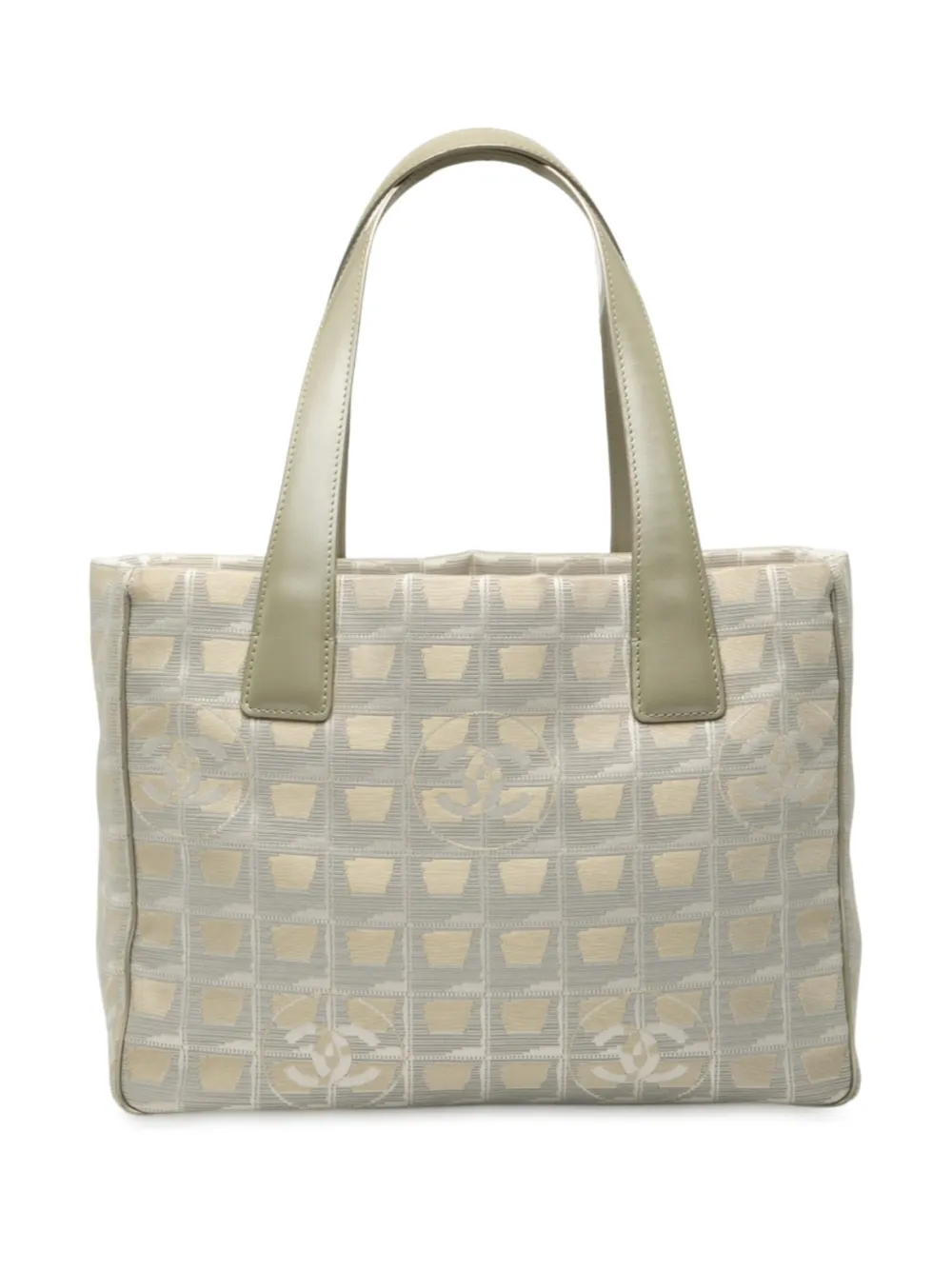 Pre-owned Chanel 2005-2006 New Travel Line Nylon Tote Bag In Green