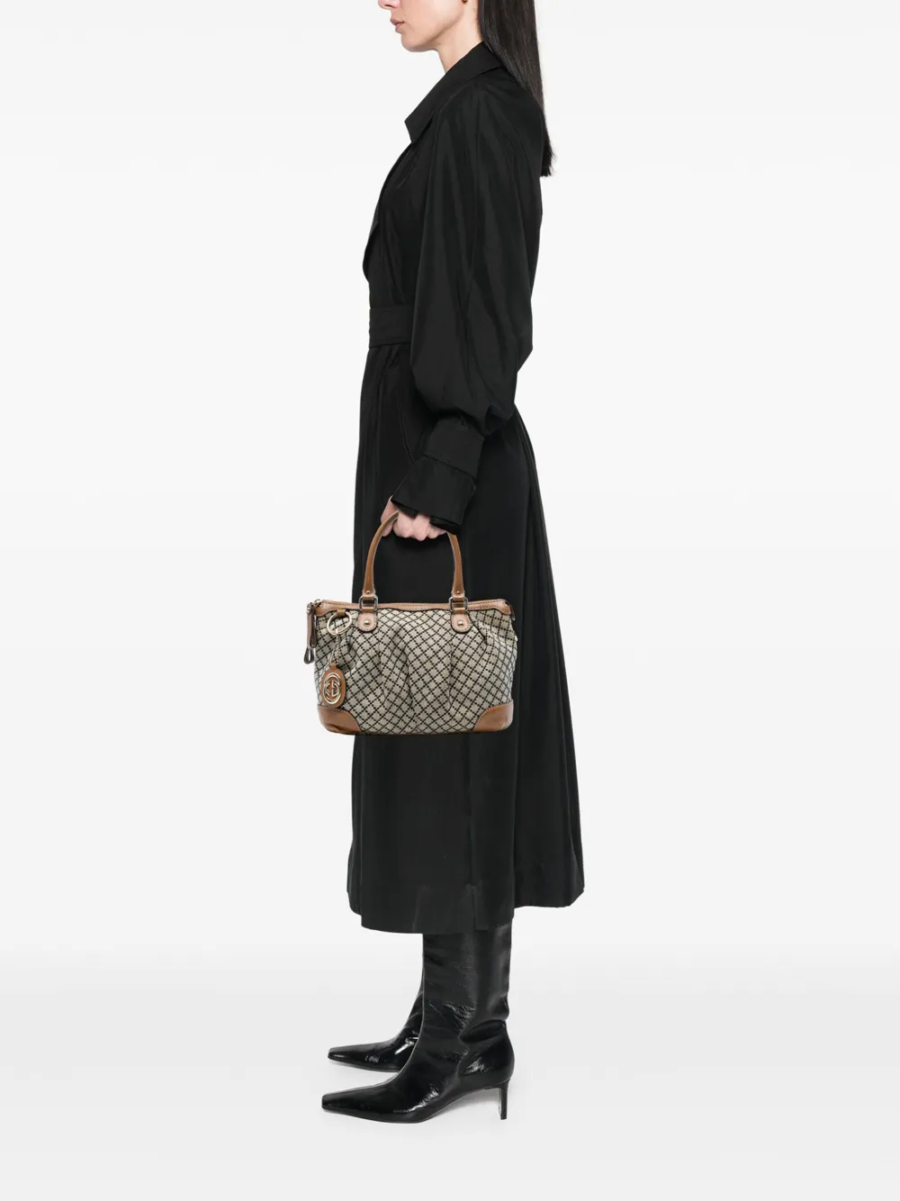 Pre-owned Gucci 2016-2025 Diamante Canvas Sukey Satchel In Brown