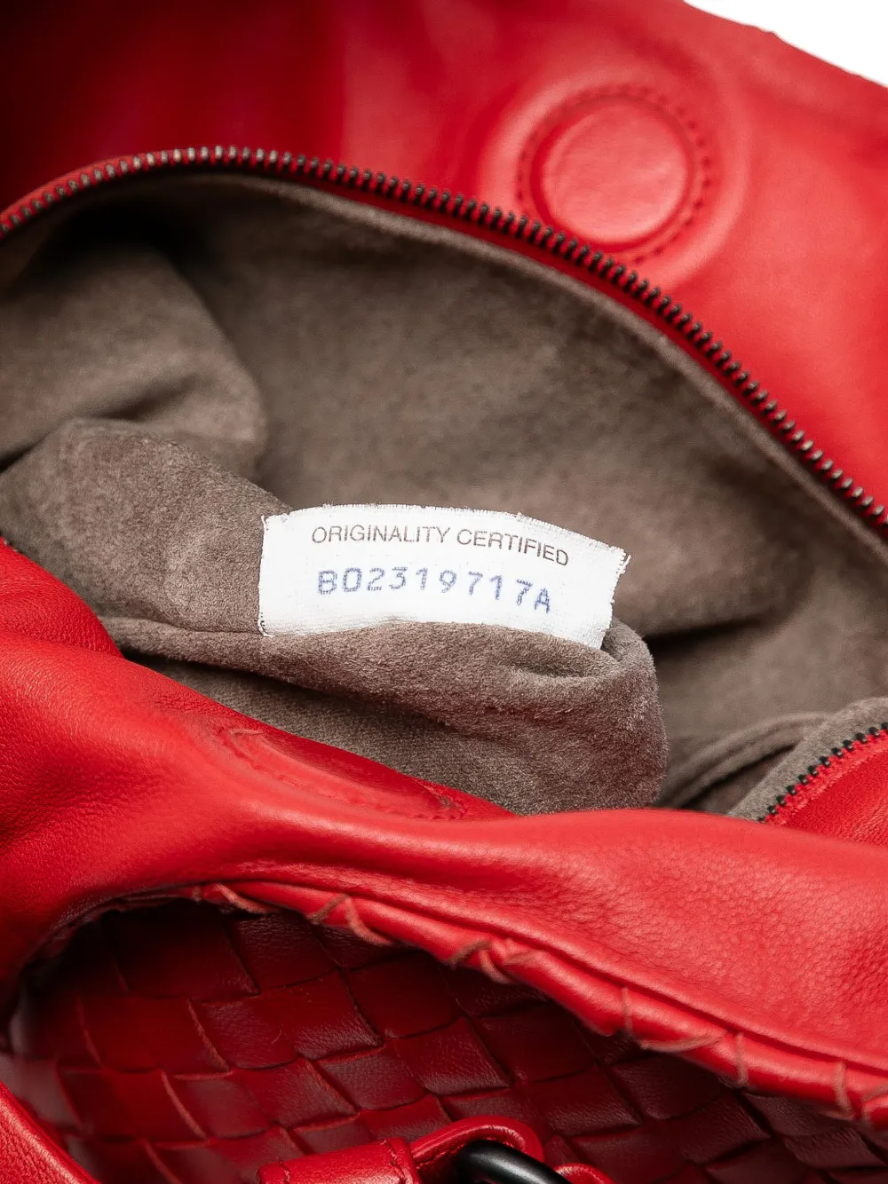 Pre-owned Bottega Veneta 2012-2025 Small Nappa Intrecciato Campana Hobo Bag In Red