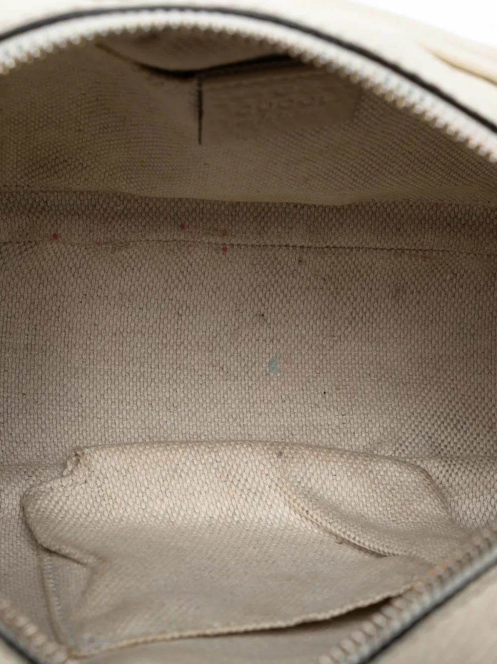 Pre-owned Gucci 2016-2025 Leather Soho Disco Crossbody Bag In White