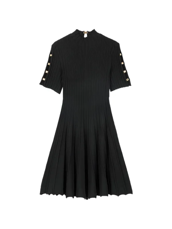 strapless open back dress Knee-length Pleated Dress with Subtle Frills and 3/4 Raglan Sleeve in main image 1