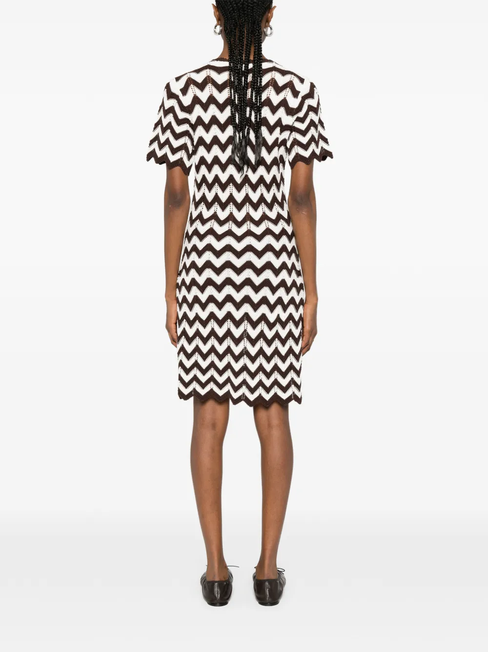 Maje Mini-jurk met chevron-streep en knoop Bruin