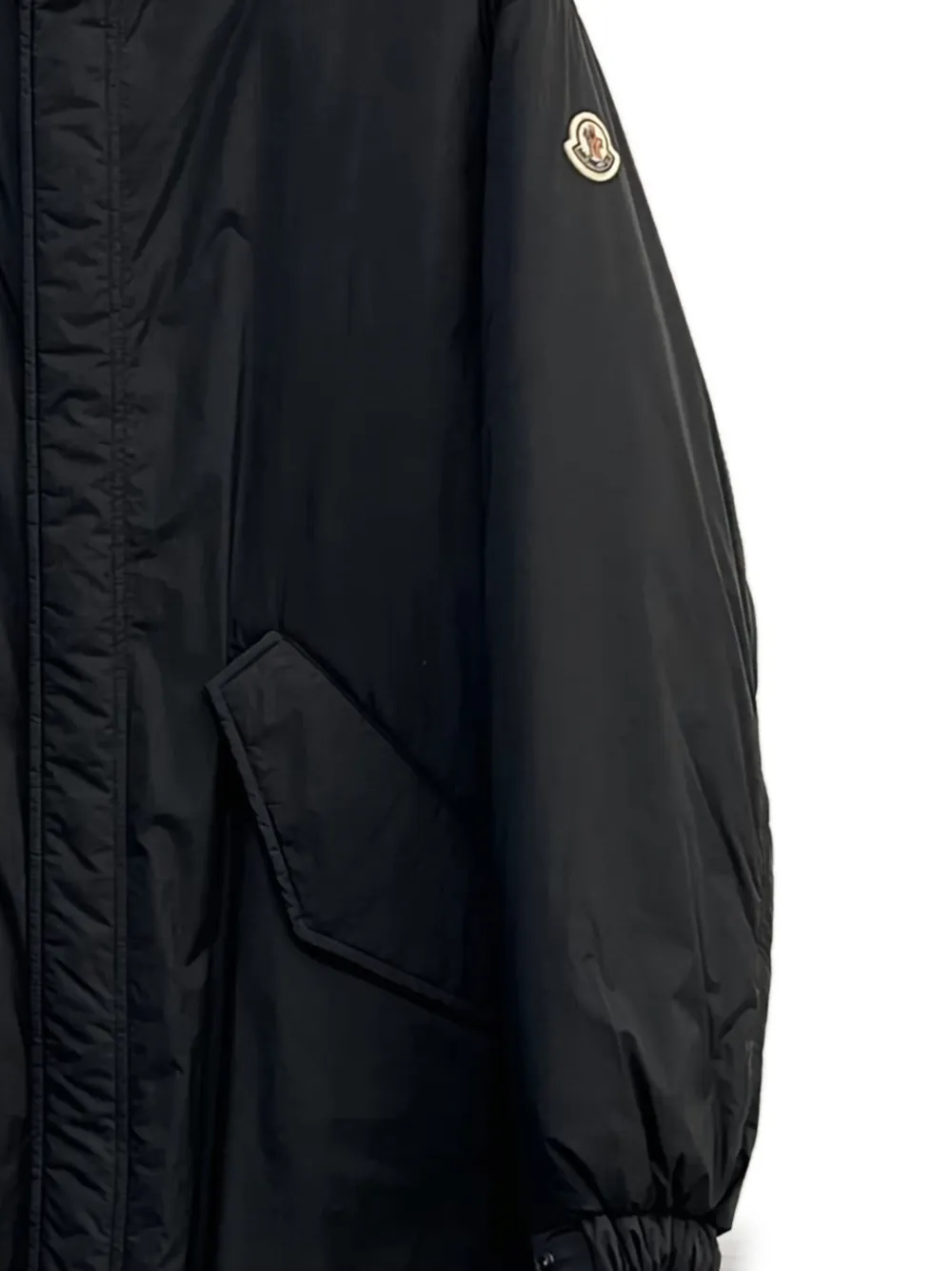 Moncler Sicione Logo Patch Parka In Black