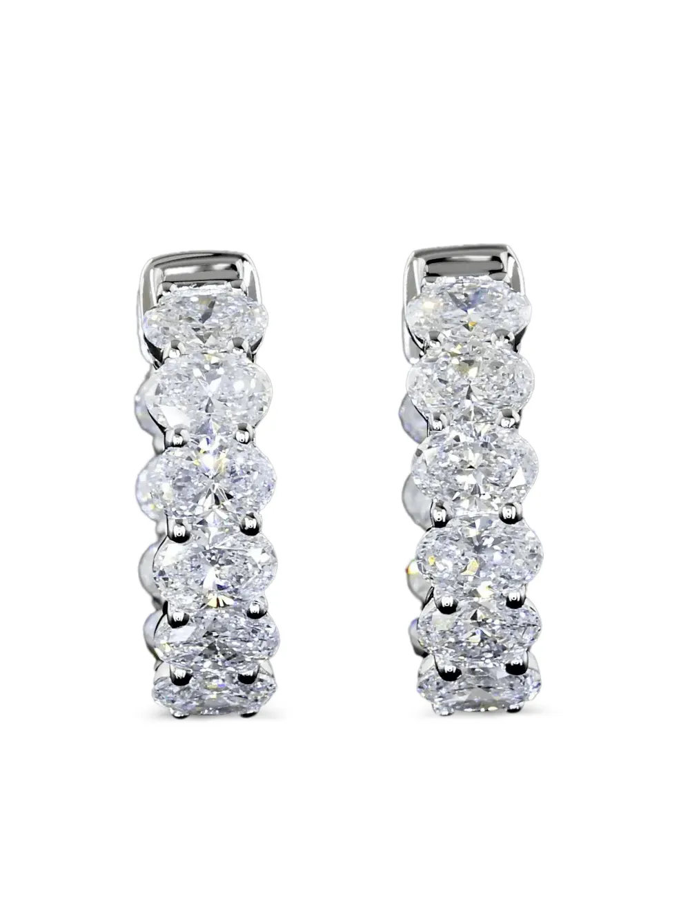 Jewels Aficionado 14K white gold diamond huggie earrings - シルバートーン