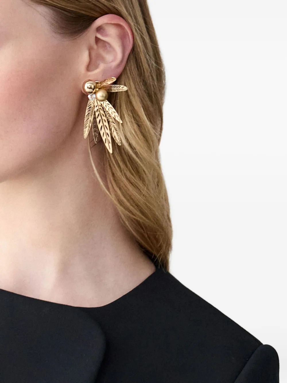 Carolina Herrera olive leaf earrings - Goud