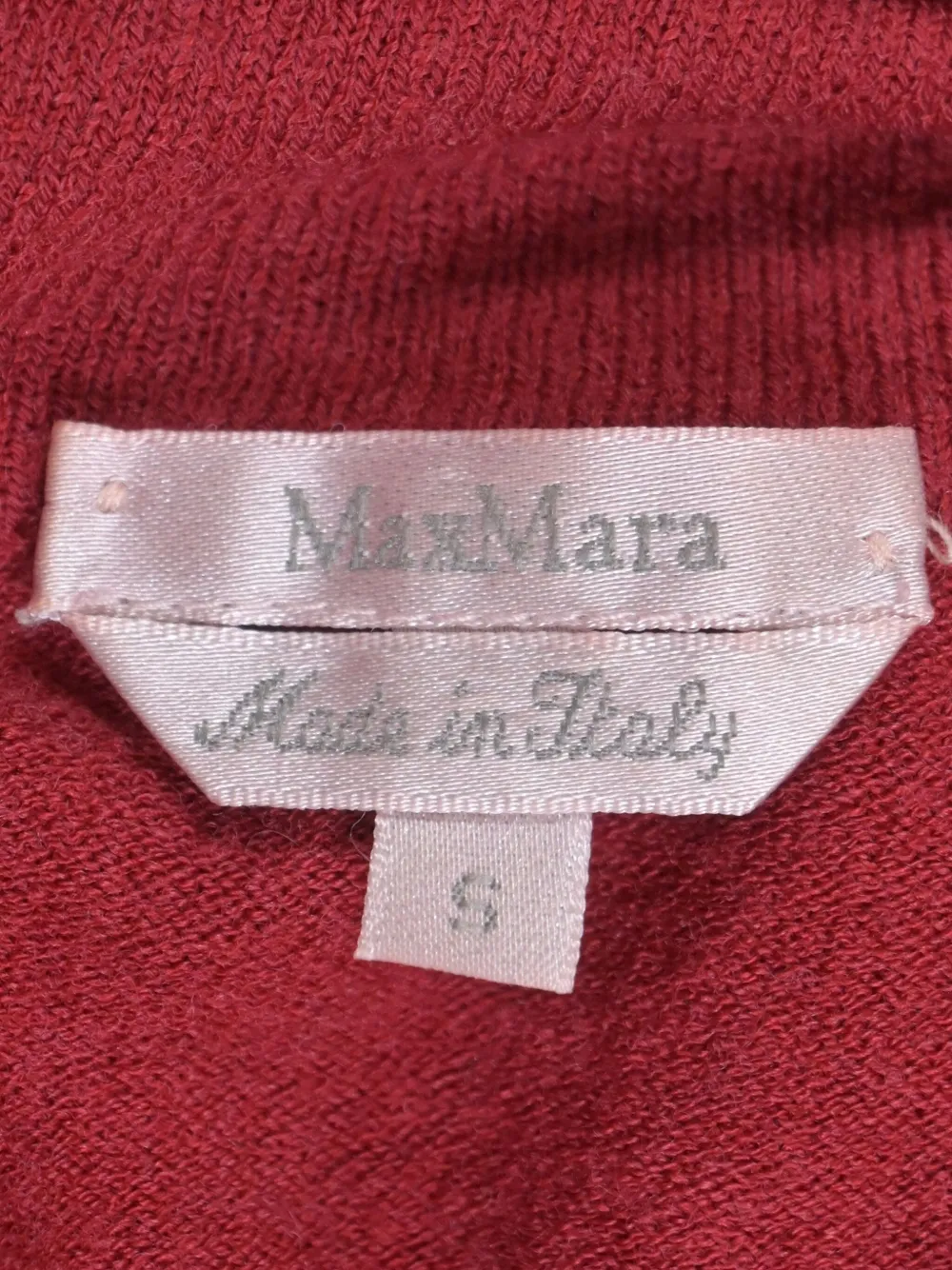 Pre-owned Max Mara Ribbed-cuff Turtleneck Top In Red