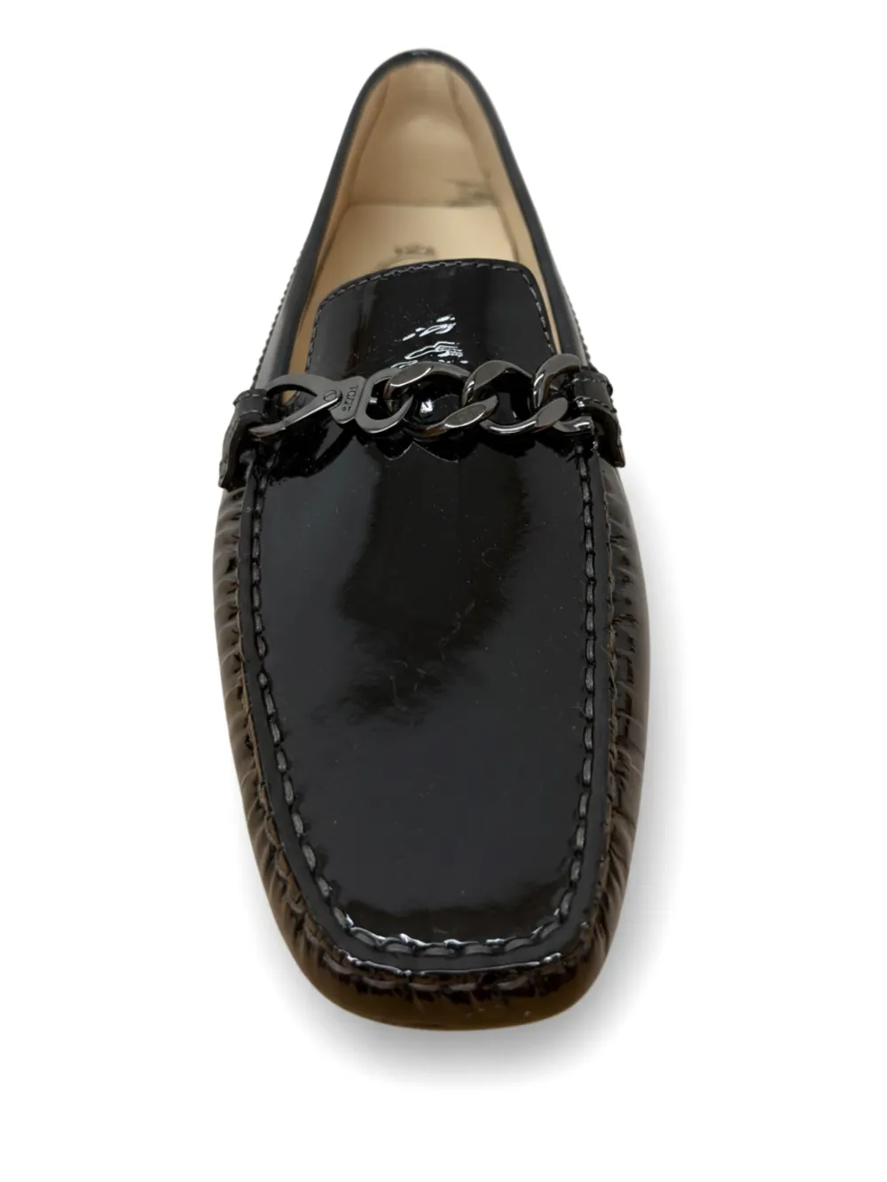 Tod's Gommino loafers met kettingdetail Zwart
