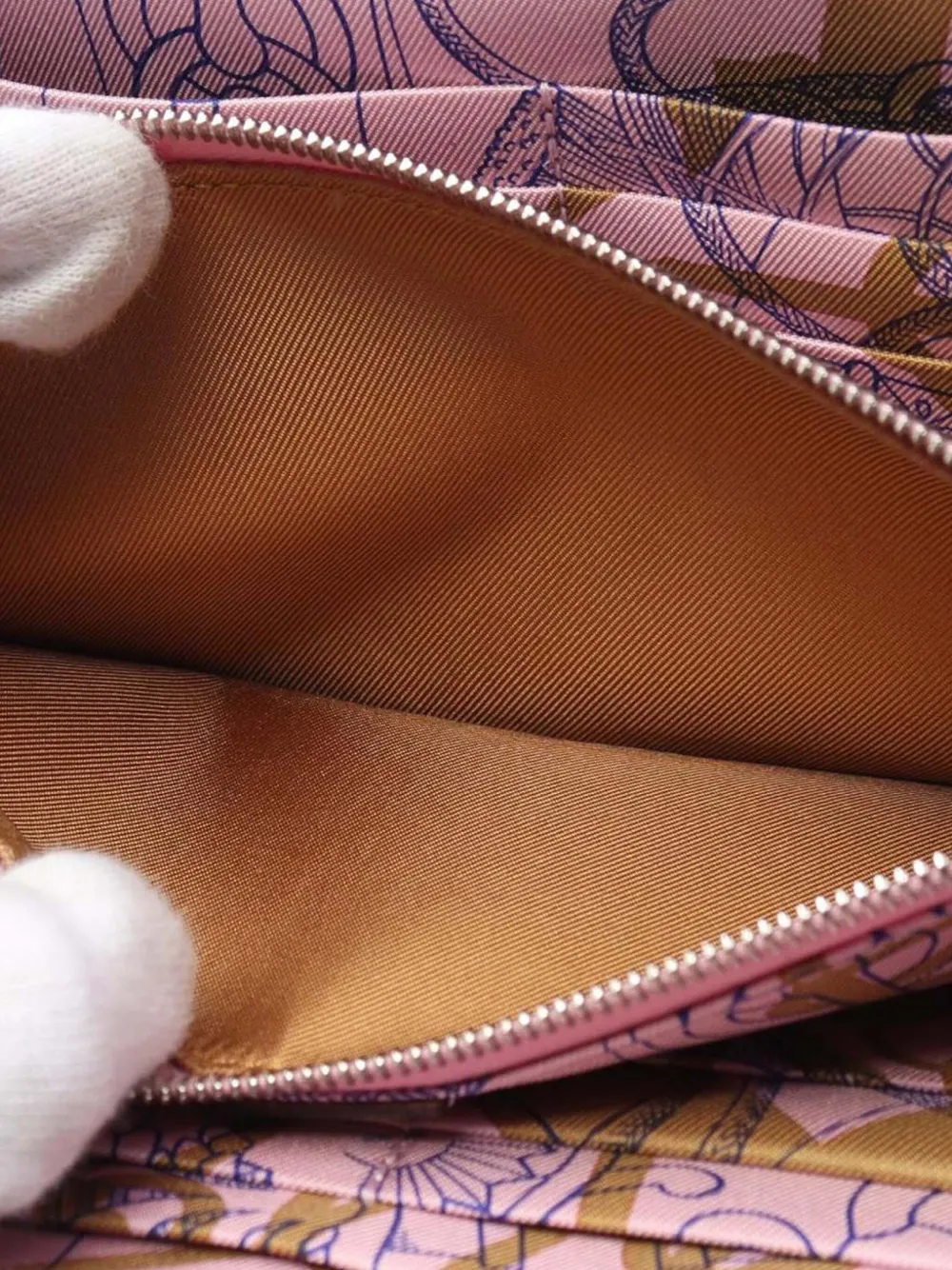 HERMES Pre-owned 2022 Epsom Silk Azap Zip Wallet Long Wallets In Brown