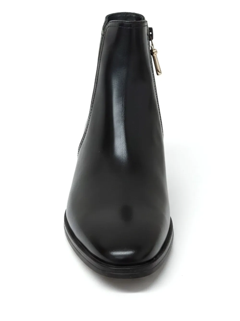 Tod's Studded Heeled Boots In Black