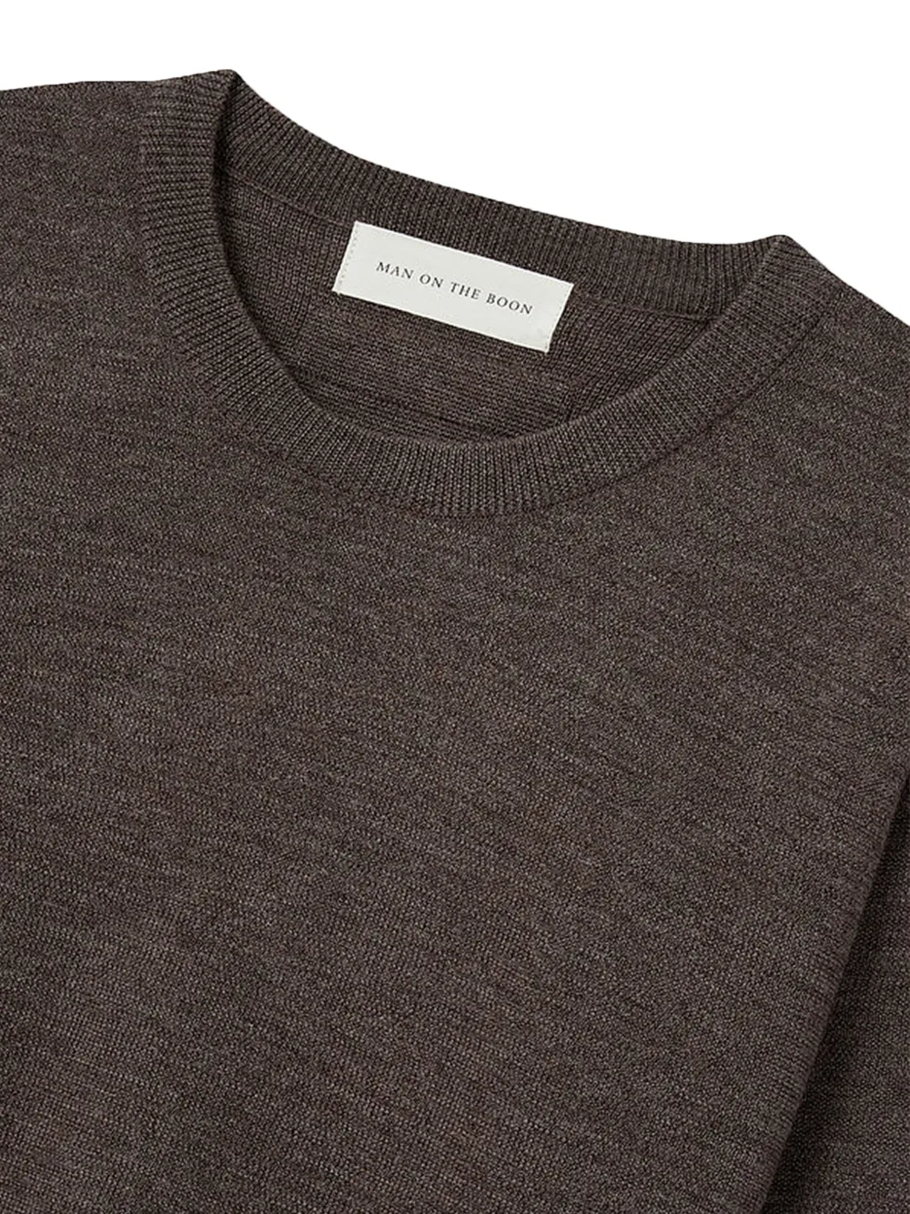 Man On The Boon. Sweater met ronde hals Bruin