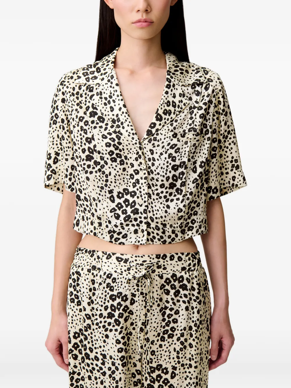 Claudie Pierlot Satijnen blouse met dieren-print Beige