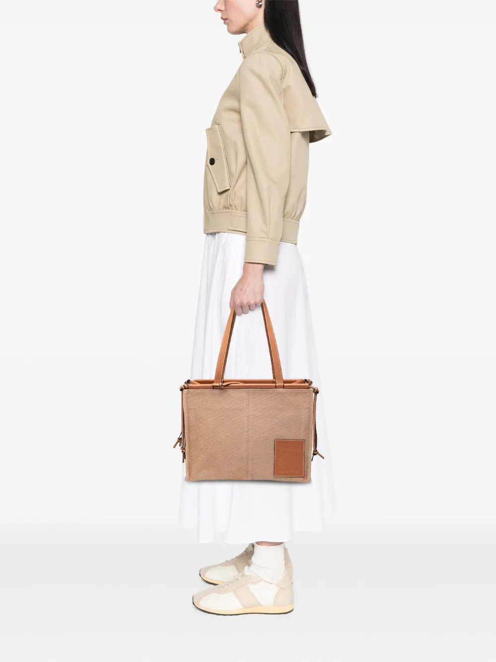 Loewe Pre-Owned 2010-2025 Small Canvas Cushion tote bag | Pre-Owned | Image 2