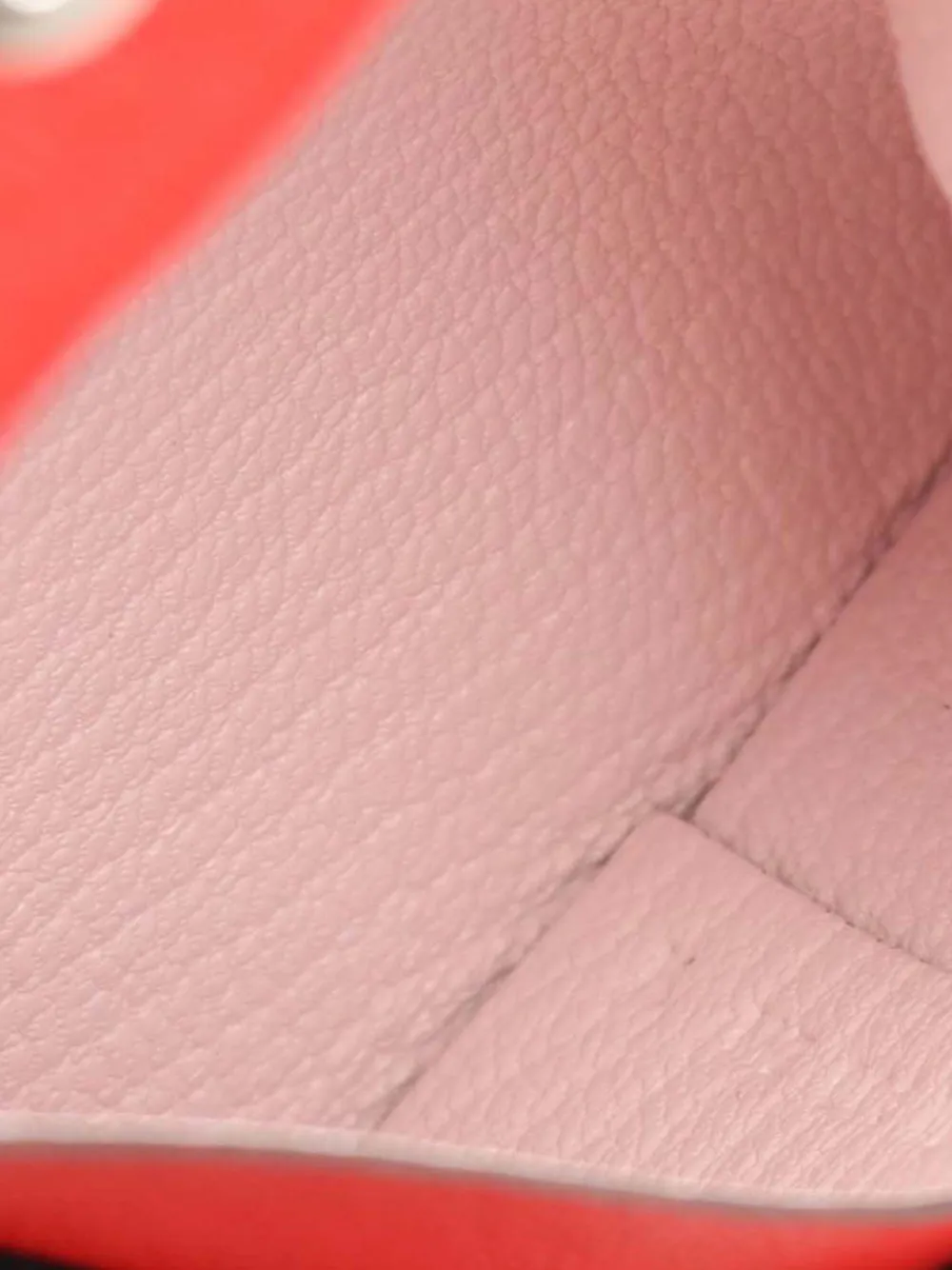 Pre-owned Hermes 2025 Chevre Bastia Coin Pouch In Red