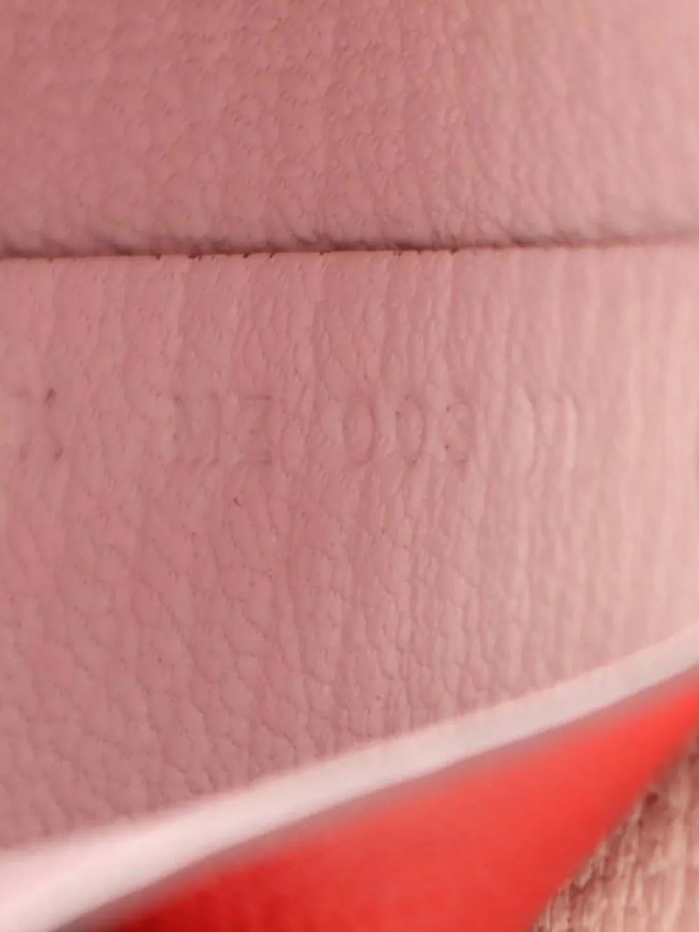 Pre-owned Hermes 2025 Chevre Bastia Coin Pouch In Red