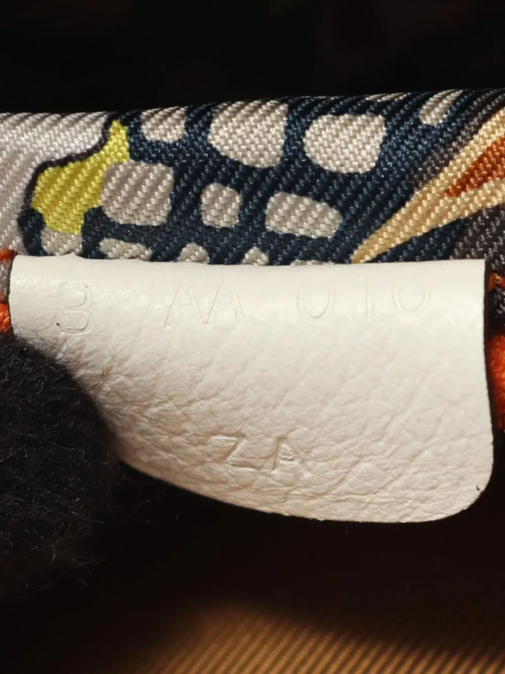 Pre-owned Hermes 2023 Evercolor Azap Silk'in Wallet Small Wallets In White