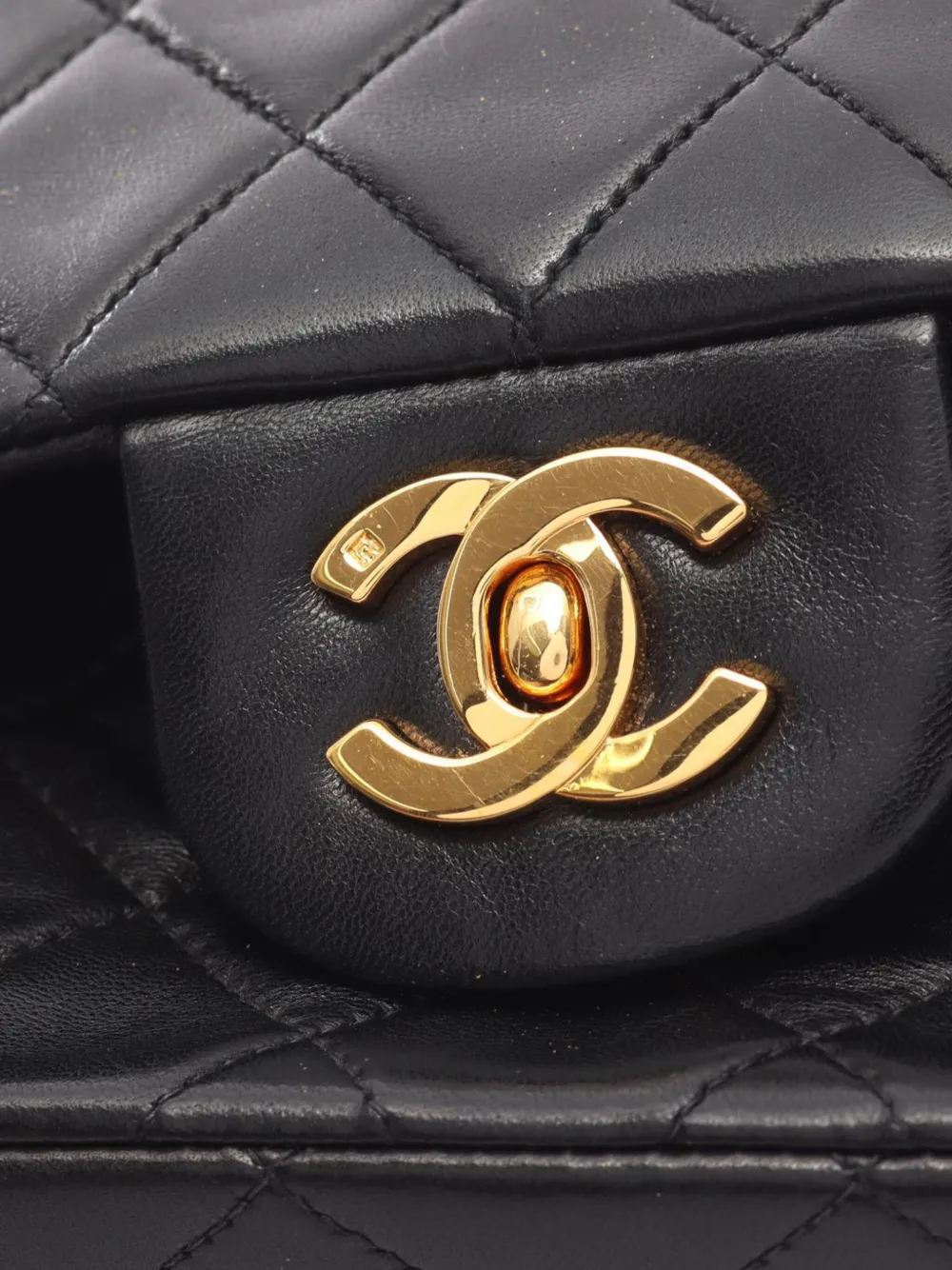 CHANEL Pre-owned 1991-1994 Medium Classic Lambskin Double Flap Shoulder Bag In Black