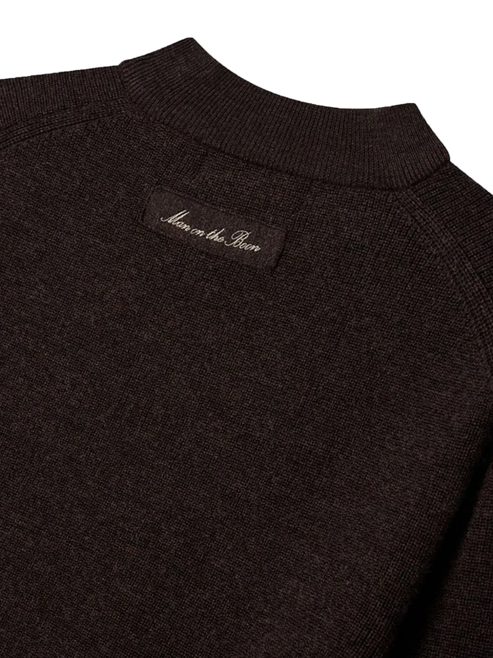 Man On The Boon. Trui met gedrapeerde hals Bruin