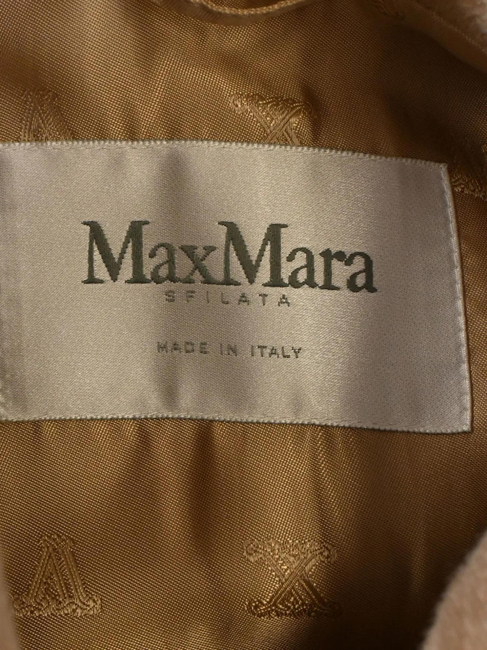 MAX MARA Pre-owned Belted Wool Coat In Neutral
