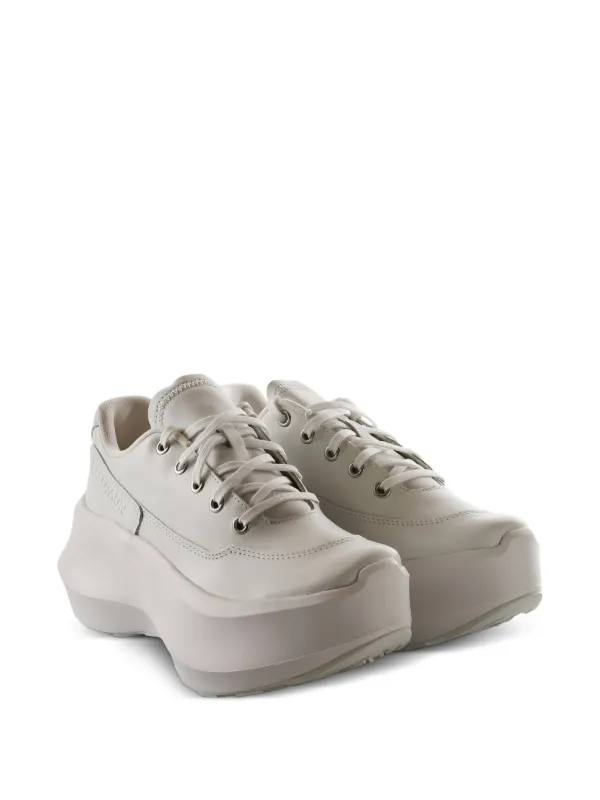 Comme Des Garçons Salomon SR811 Platform Sneakers | White | FARFETCH
