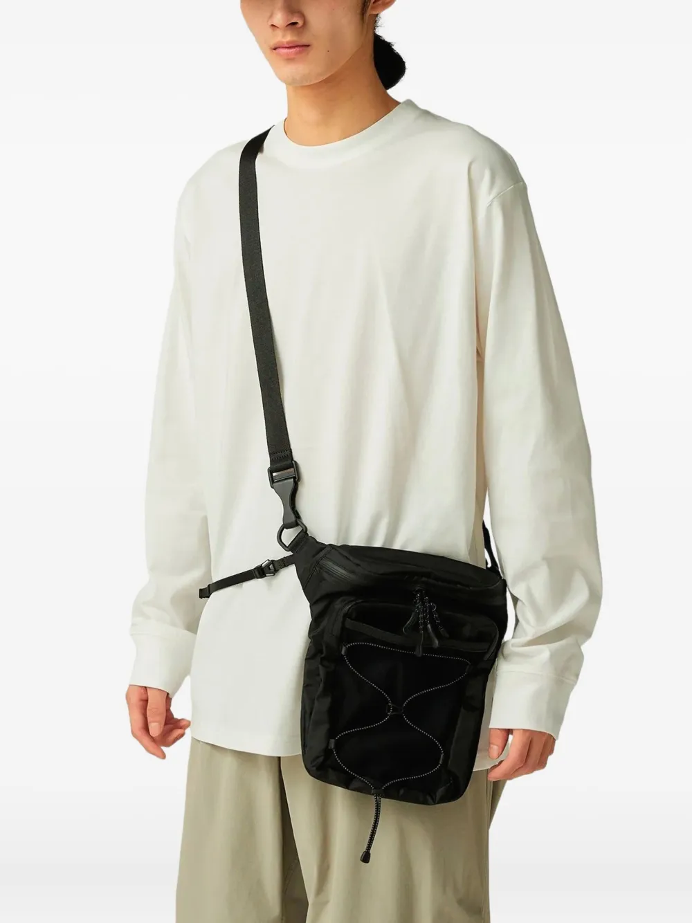 Snow Peak Alk Messenger Bag In Black