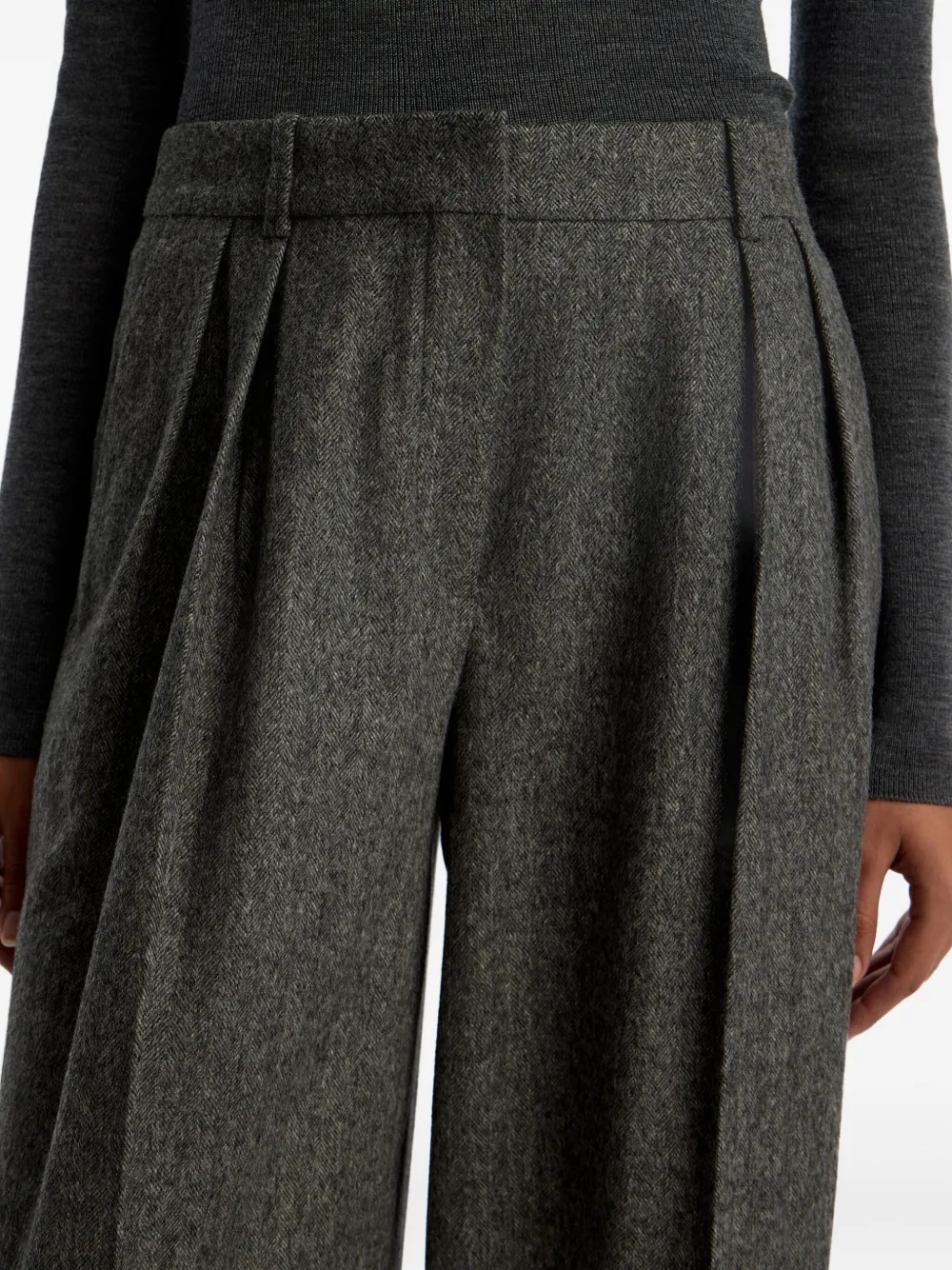 12 Storeez Pleated Trousers In Gray