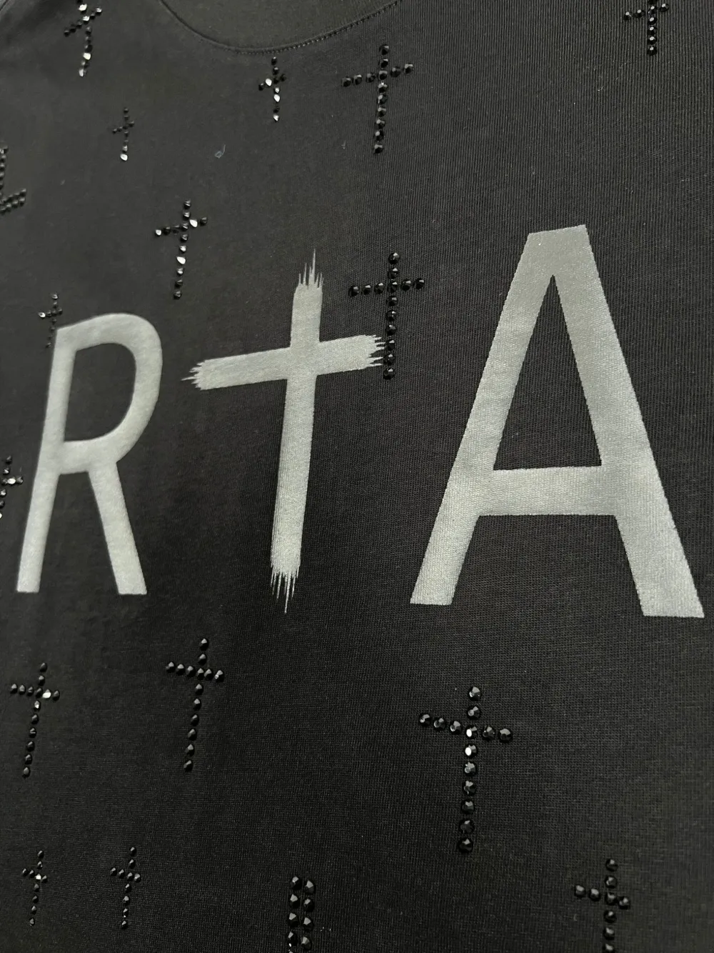 CRYSTAL CROSS LIAM T-SHIRT