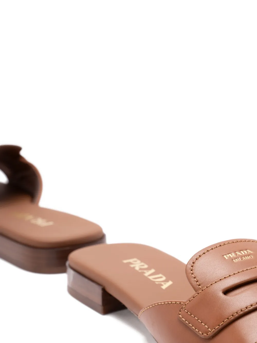 Prada leather logo-detail sandals Bruin