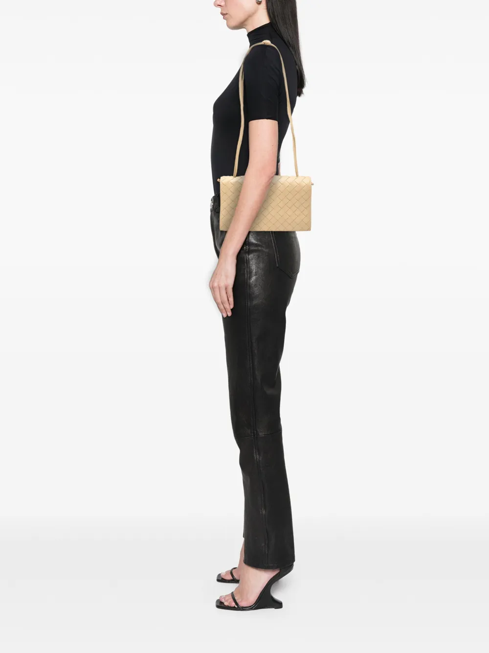 Pre-owned Bottega Veneta 2012-2025 Nappa Intrecciato Trio Pouch On Strap Shoulder Bag In Brown