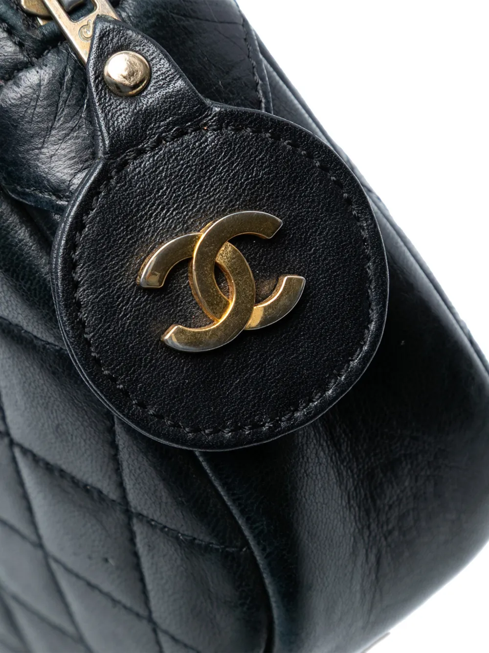 CHANEL Pre-owned 1989-1991 Cc Quilted Lambskin Chain Camera Bag Crossbody Bag In Black
