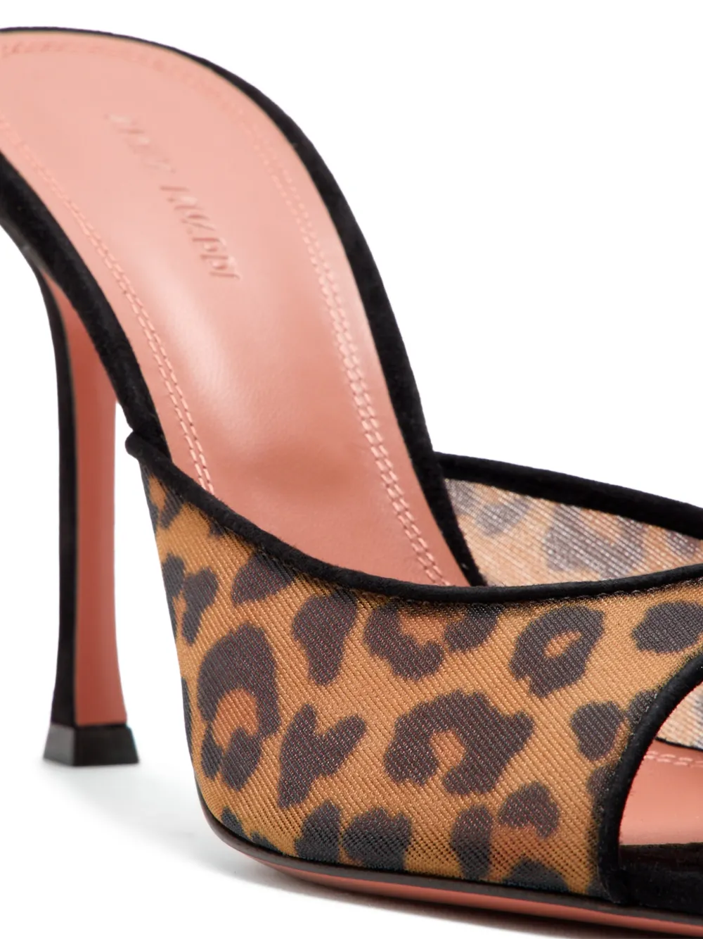 Amina Muaddi Alexa mesh sandalen met luipaardprint Bruin