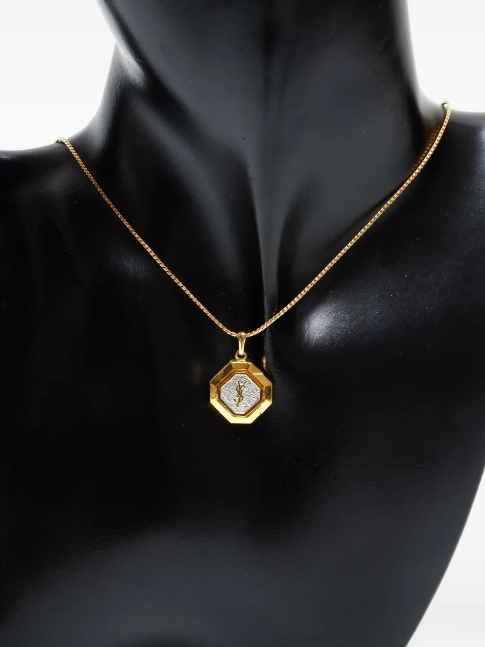 SAINT LAURENT Pre-owned 1980-1990 Octagonal-pendant Necklace In Gold