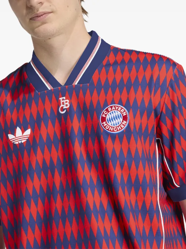 Adidas FC Bayern München LFSTLR T-shirt | Red | FARFETCH